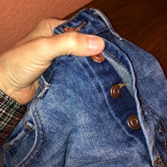 Wild Fable Women Size 4 Blue Distressed Cut Off Button Fly High Rise Jean Shorts - Picture 9 of 11